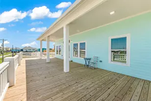 863 S Selwyn Rd, Crystal Beach, TX 77650 - Photo 23