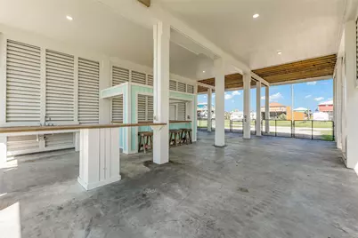 863 S Selwyn Road, Crystal Beach, TX 77650 - Photo 27