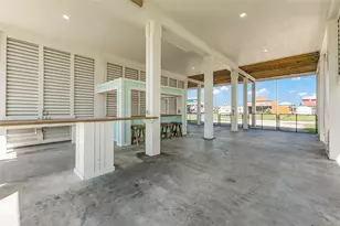 863 S Selwyn Rd, Crystal Beach, TX 77650 - Photo 27