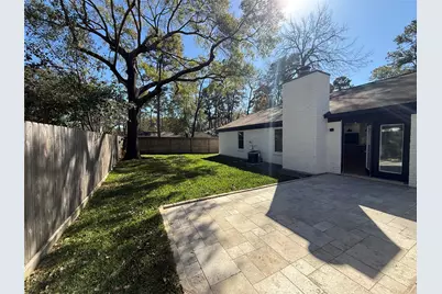 1 Redberry Court, The Woodlands, TX 77381 - Photo 15