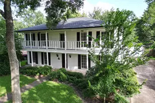 4026 Laurel Grove Dr, Taylor Lake Village, TX 77586 - Photo 5