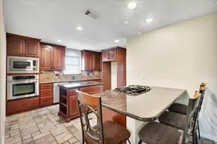 4026 Laurel Grove Dr, Taylor Lake Village, TX 77586 - Photo 13