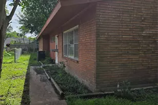 5759 Winding Creek Way, Houston, TX 77017 - Photo 3