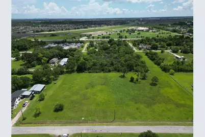 2010 Carolina Avenue, League City, TX 77573 - Photo 3