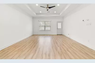 192 S Village Cove Loop, Livingston, TX 77351 - Photo 5