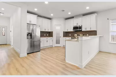 192 S Village Cove Loop, Livingston, TX 77351 - Photo 11