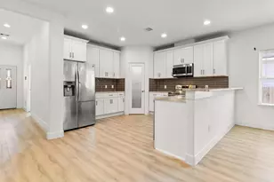 192 S Village Cove Loop, Livingston, TX 77351 - Photo 11