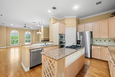 2604 Chenevert Street, Houston, TX 77004 - Photo 3