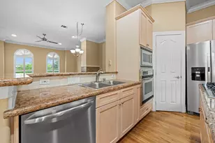 2604 Chenevert St, Houston, TX 77004 - Photo 23