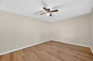 9225 McLean St, Beaumont, TX 77707 - Photo 7