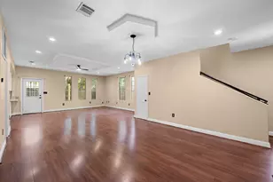 2713 Druid St, Houston, TX 77091 - Photo 7