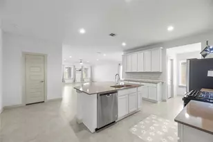 28955 Yachting Point Ln, Katy, TX 77494 - Photo 7