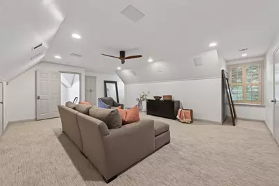 4534 Beech Street, Bellaire, TX 77401 - Photo 39