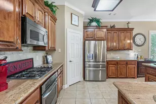 8 Winthrop Harbor, Montgomery, TX 77356 - Photo 13