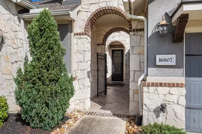 16807 Dry Creek Falls Boulevard, Cypress, TX 77433 - Photo 3