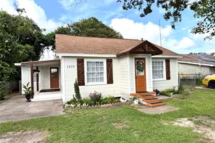 1410 N Gulf Blvd, Freeport, TX 77541 - Photo 1