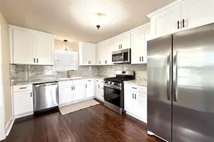 1410 N Gulf Blvd, Freeport, TX 77541 - Photo 11