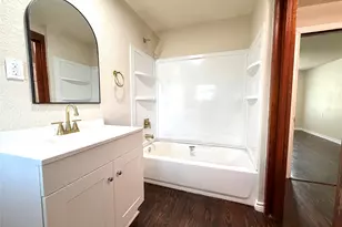1410 N Gulf Blvd, Freeport, TX 77541 - Photo 25
