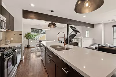 4418 Koehler Street #C, Houston, TX 77007 - Photo 5