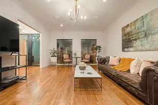 983 S Post Oak Ln, Houston, TX 77056 - Photo 7