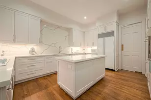 983 S Post Oak Ln, Houston, TX 77056 - Photo 15