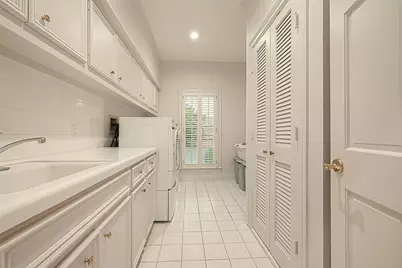 983 S Post Oak Lane, Houston, TX 77056 - Photo 41