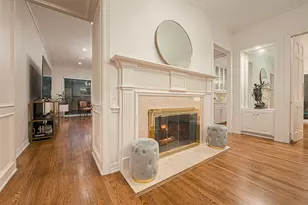 983 S Post Oak Ln, Houston, TX 77056 - Photo 11