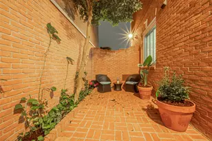 983 S Post Oak Ln, Houston, TX 77056 - Photo 13