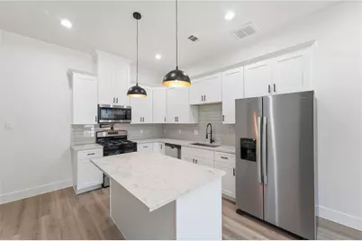 4653 Phlox Street, Houston, TX 77051 - Photo 5
