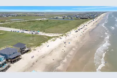 206 Starfish, Surfside Beach, TX 77541 - Photo 3