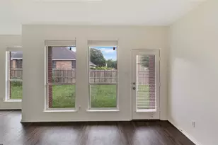 1106 Eastbrook Dr, Glenn Heights, TX 75154 - Photo 23