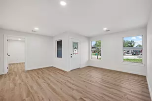 13030 Knollcrest St, Houston, TX 77015 - Photo 15