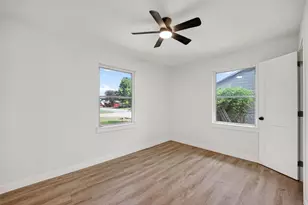 13030 Knollcrest St, Houston, TX 77015 - Photo 17
