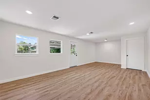 13030 Knollcrest St, Houston, TX 77015 - Photo 7
