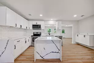 13030 Knollcrest St, Houston, TX 77015 - Photo 1