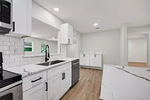 13030 Knollcrest St, Houston, TX 77015 - Photo 11