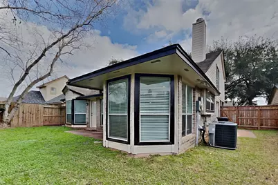 2010 Creekshire Drive, Sugar Land, TX 77478 - Photo 17