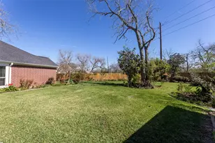 4907 Rutherford Ct, Sugar Land, TX 77479 - Photo 33