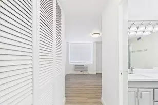 7510 Hornwood Dr, Houston, TX 77036 - Photo 17