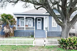 2009 Avenue O, Galveston, TX 77550 - Photo 1