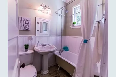 2009 Avenue O, Galveston, TX 77550 - Photo 13
