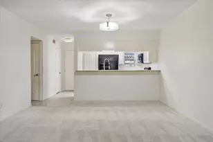 3131 Southwest Fwy, Houston, TX 77098 - Photo 5