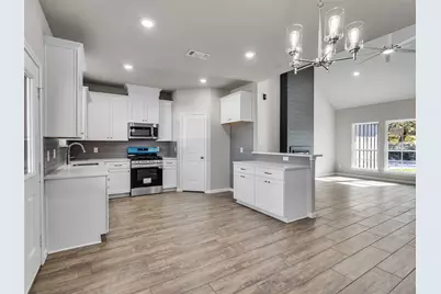 101 Chestnut Street, Brazoria, TX 77422 - Photo 3