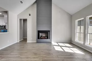 101 Chestnut St, Brazoria, TX 77422 - Photo 5