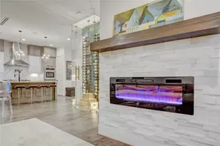 2435 Sheridan St, Houston, TX 77030 - Photo 5