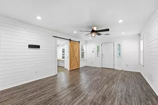 2044 Des Jardines St, Houston, TX 77023 - Photo 5