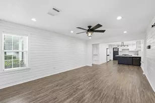 2044 Des Jardines St, Houston, TX 77023 - Photo 7