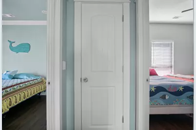 893 West Lane, Crystal Beach, TX 77650 - Photo 21