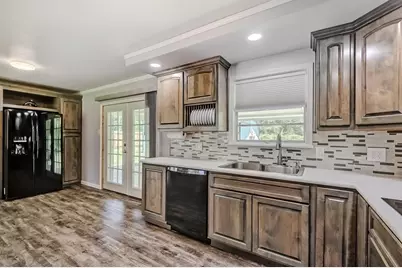 375 Neel Avenue, Lumberton, TX 77657 - Photo 9