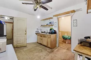 3814 Walker St, Houston, TX 77023 - Photo 11